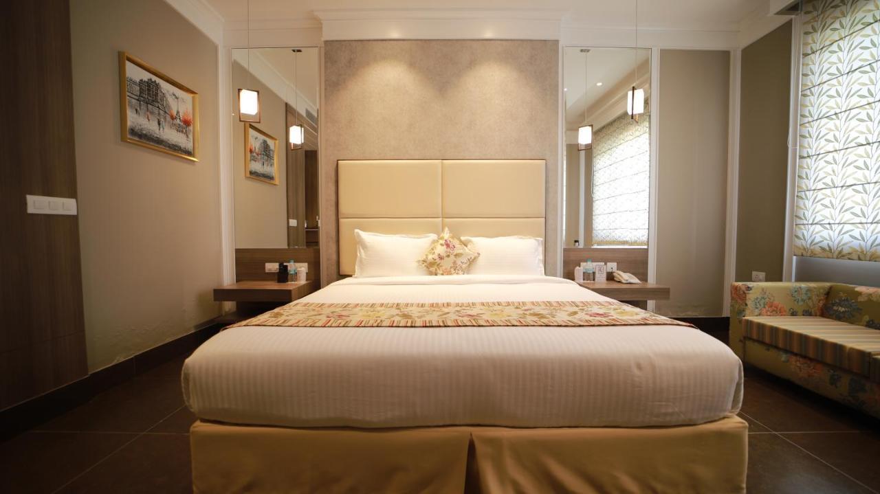 The Grand Village Moradabad Exterior foto
